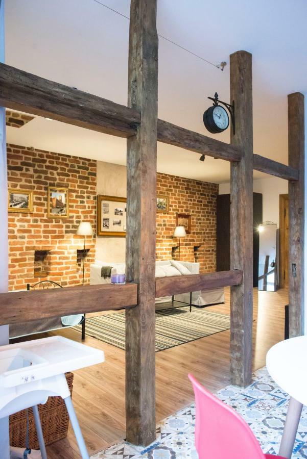 Apartament Gra - Gothic House Thorn Exterior foto