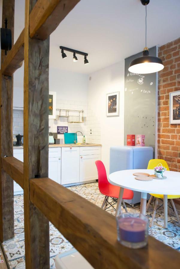 Apartament Gra - Gothic House Thorn Exterior foto