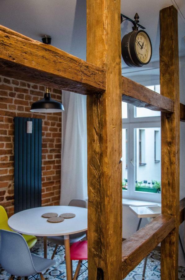 Apartament Gra - Gothic House Thorn Exterior foto