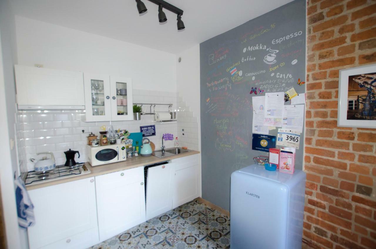 Apartament Gra - Gothic House Thorn Exterior foto