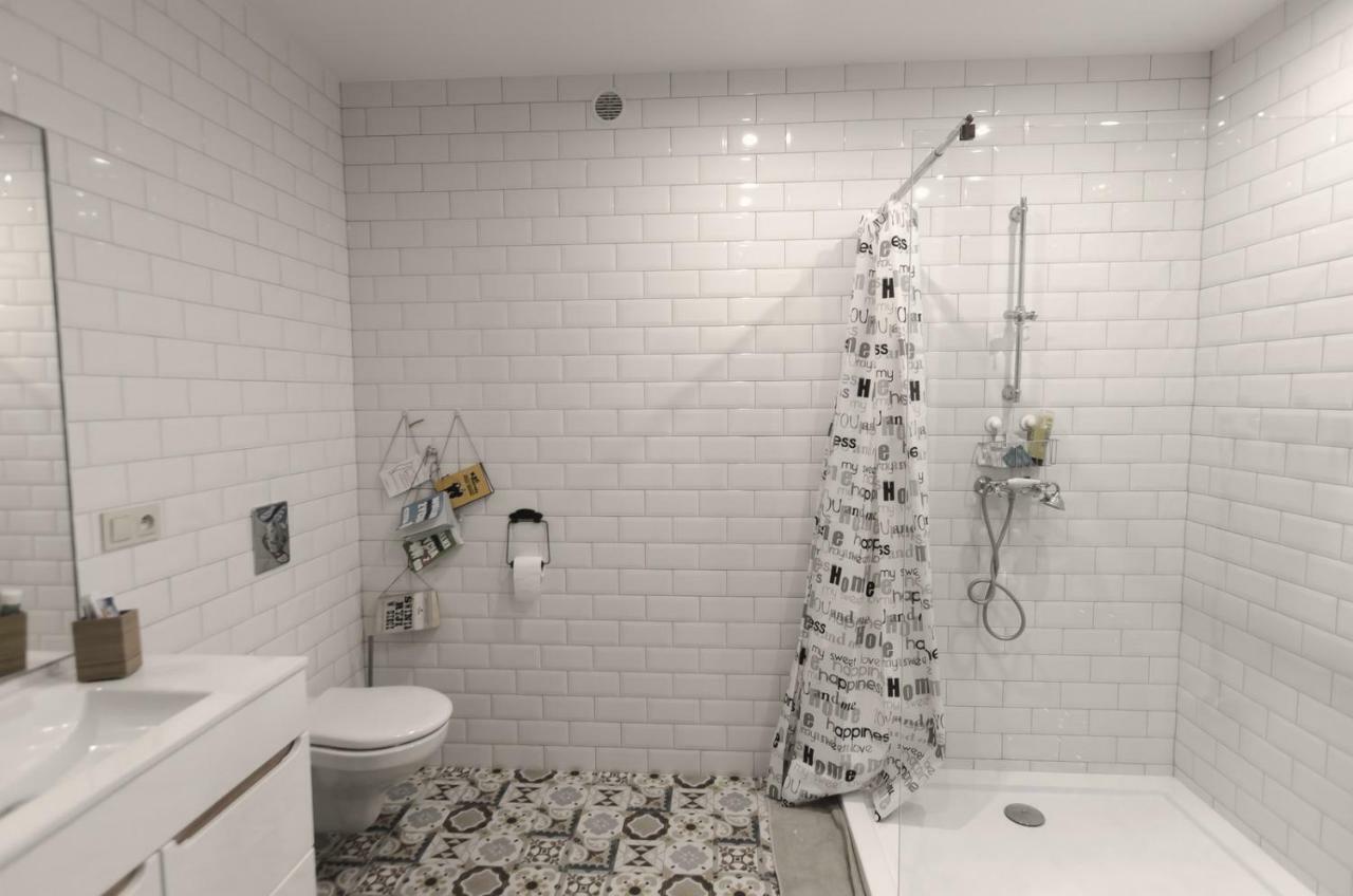 Apartament Gra - Gothic House Thorn Exterior foto